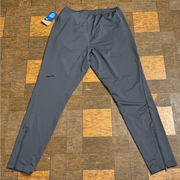 Brooks Sweatpants Puma Speedcat Jordan Retro AF1 New Balance 2002R Adidas Samba - Picture 5 of 5